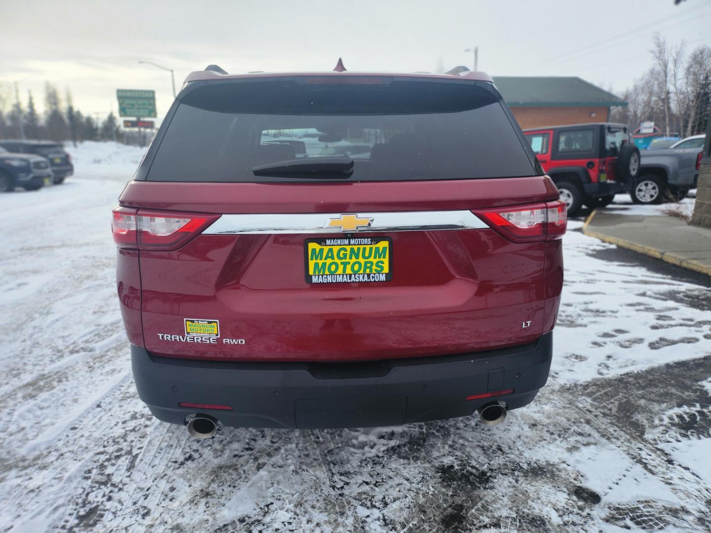 2020 Red /GRAY/BLACK Chevrolet Traverse LT (1GNEVGKW9LJ) with an 3.6l engine, 9 speed transmission, located at 1960 Industrial Drive, Wasilla, 99654, (907) 274-2277, 61.573475, -149.400146 - Photo#5